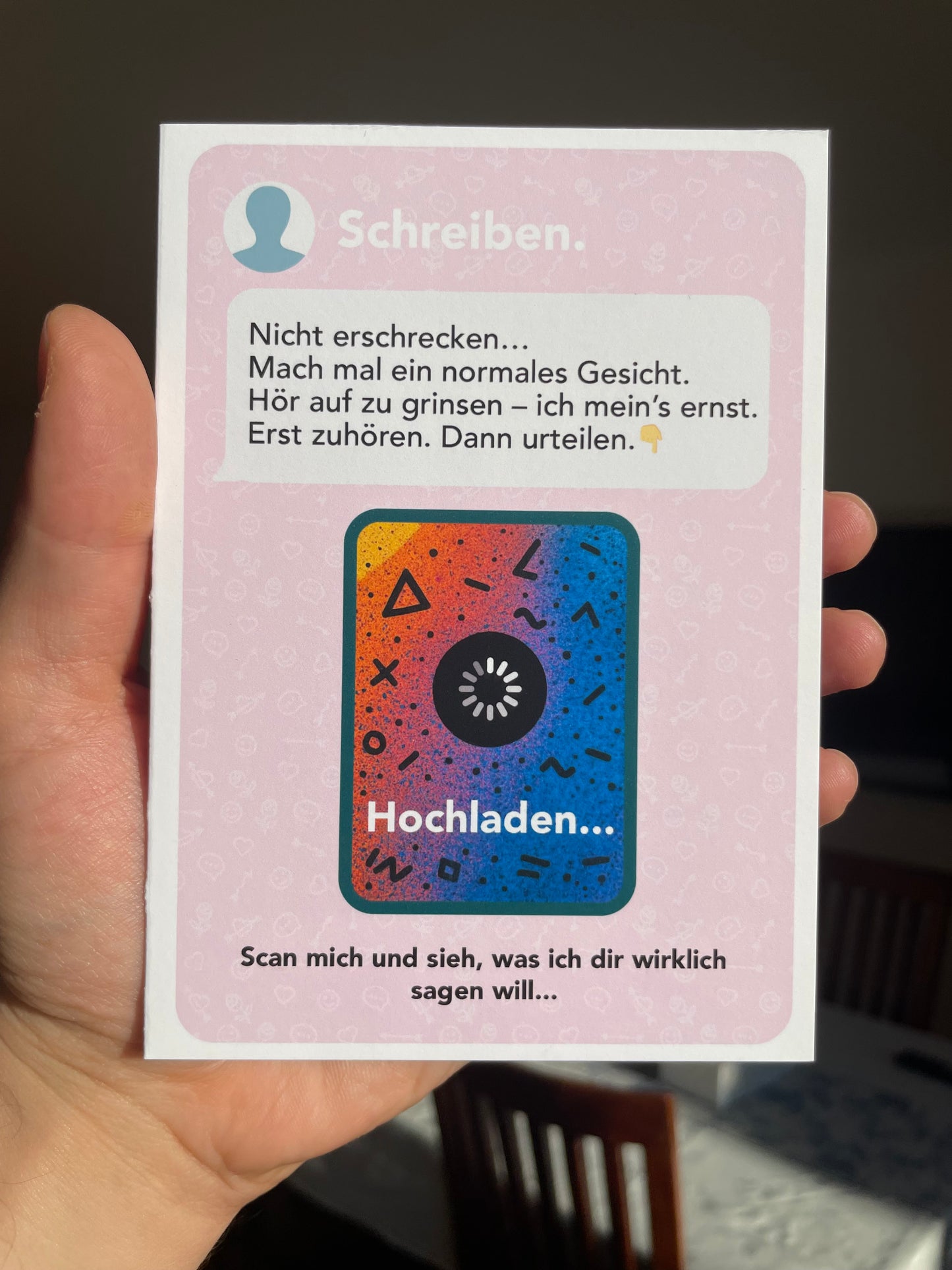 Romantische AR-Karte zum Hochladen deines Videos | Scan. Schau. Wow.