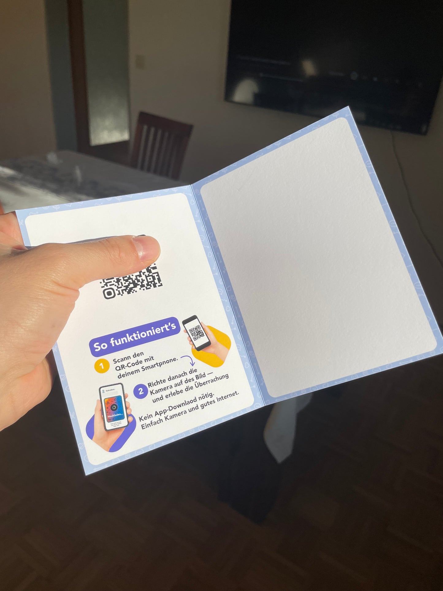 Einfach mal Danke sagen – mit deiner Stimme | AR-Karte mit Video Sag mehr als „Hi“ – AR-Postkarte im Chat-Stil mit persönlichem Clip