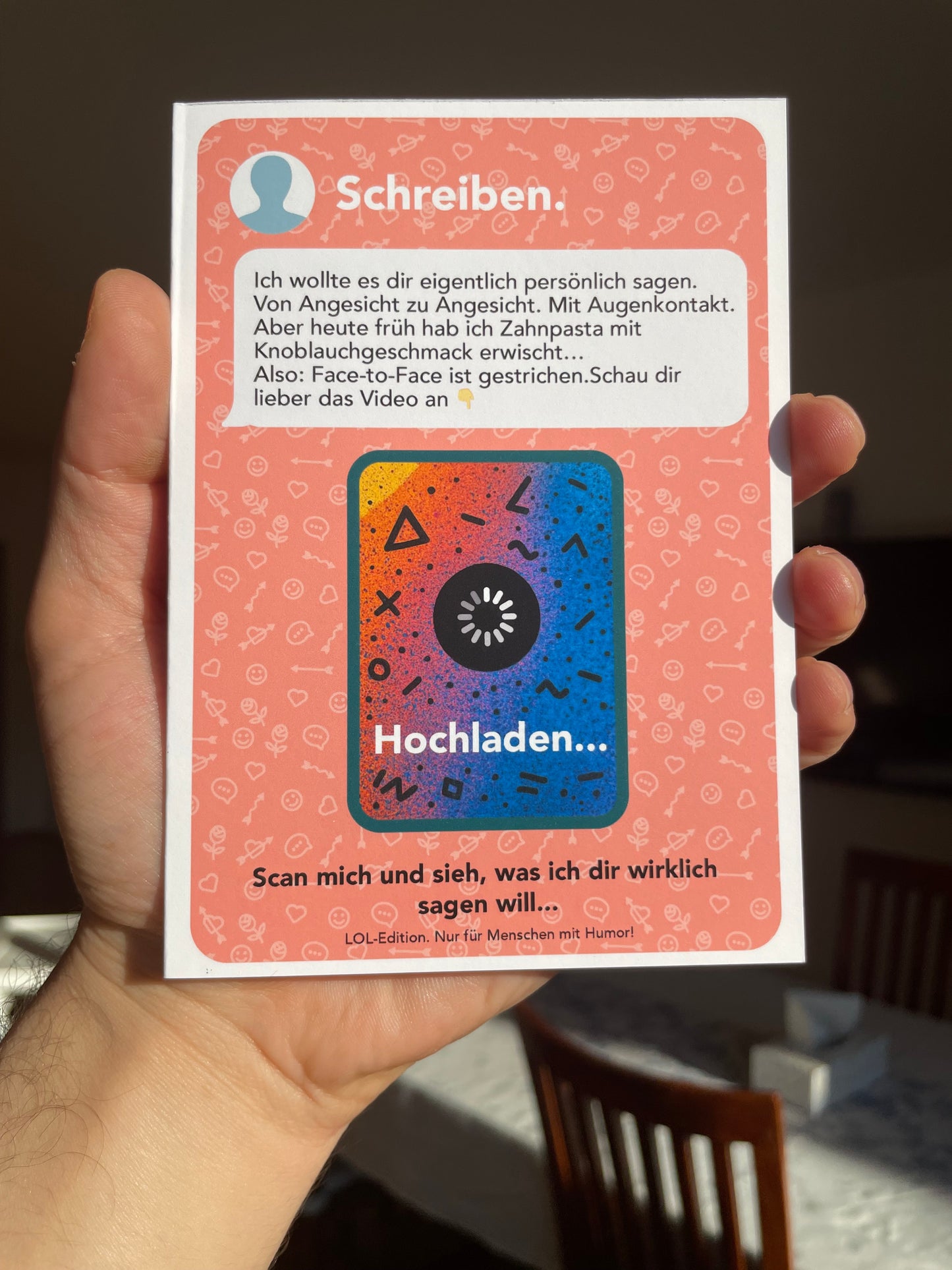 Einfach mal Danke sagen – mit deiner Stimme (LOL-edition) | AR-Karte mit Video Sag mehr als „Hi“ – AR-Postkarte im Chat-Stil mit persönlichem Clip