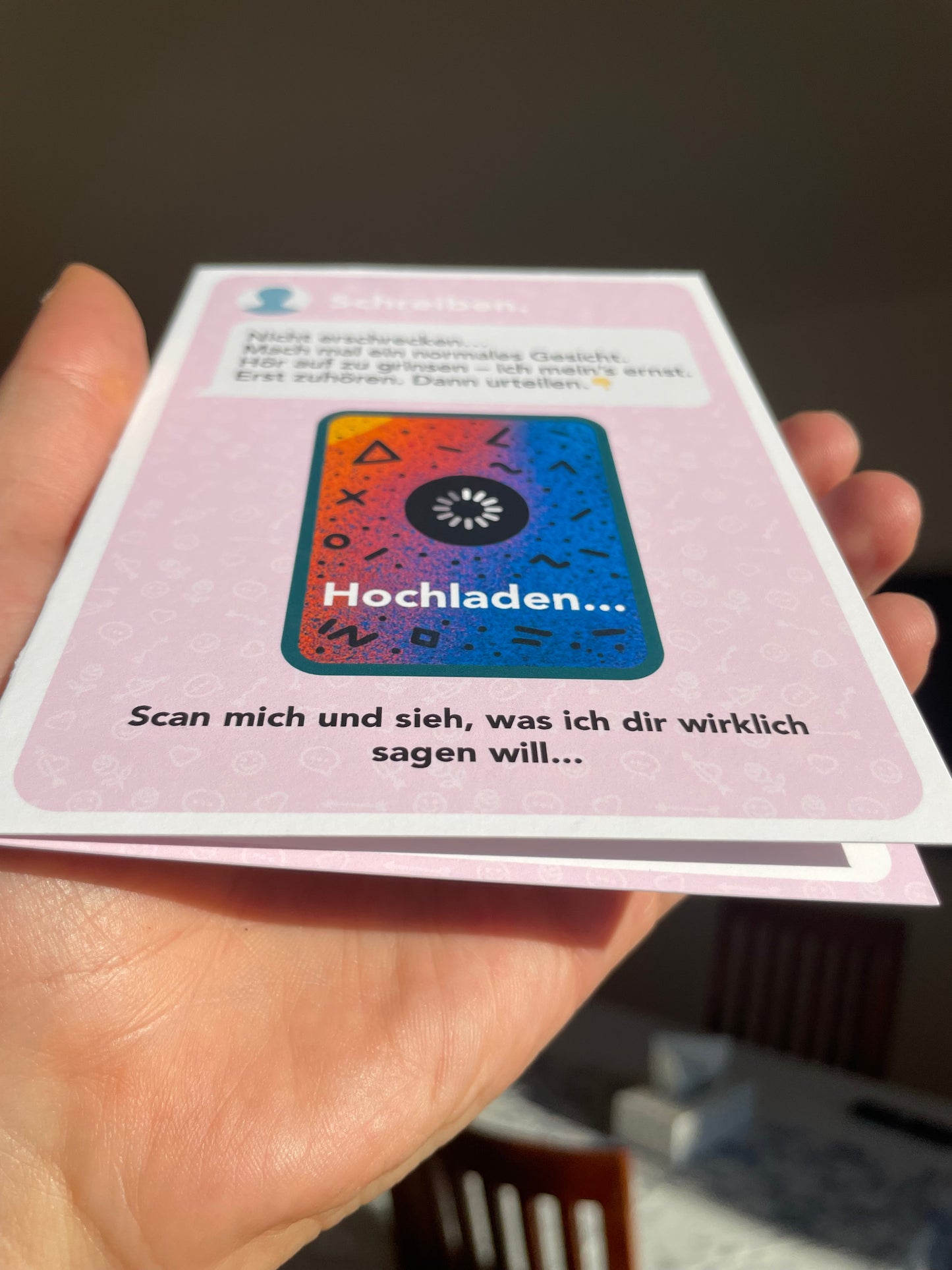 Romantische AR-Karte zum Hochladen deines Videos | Scan. Schau. Wow.