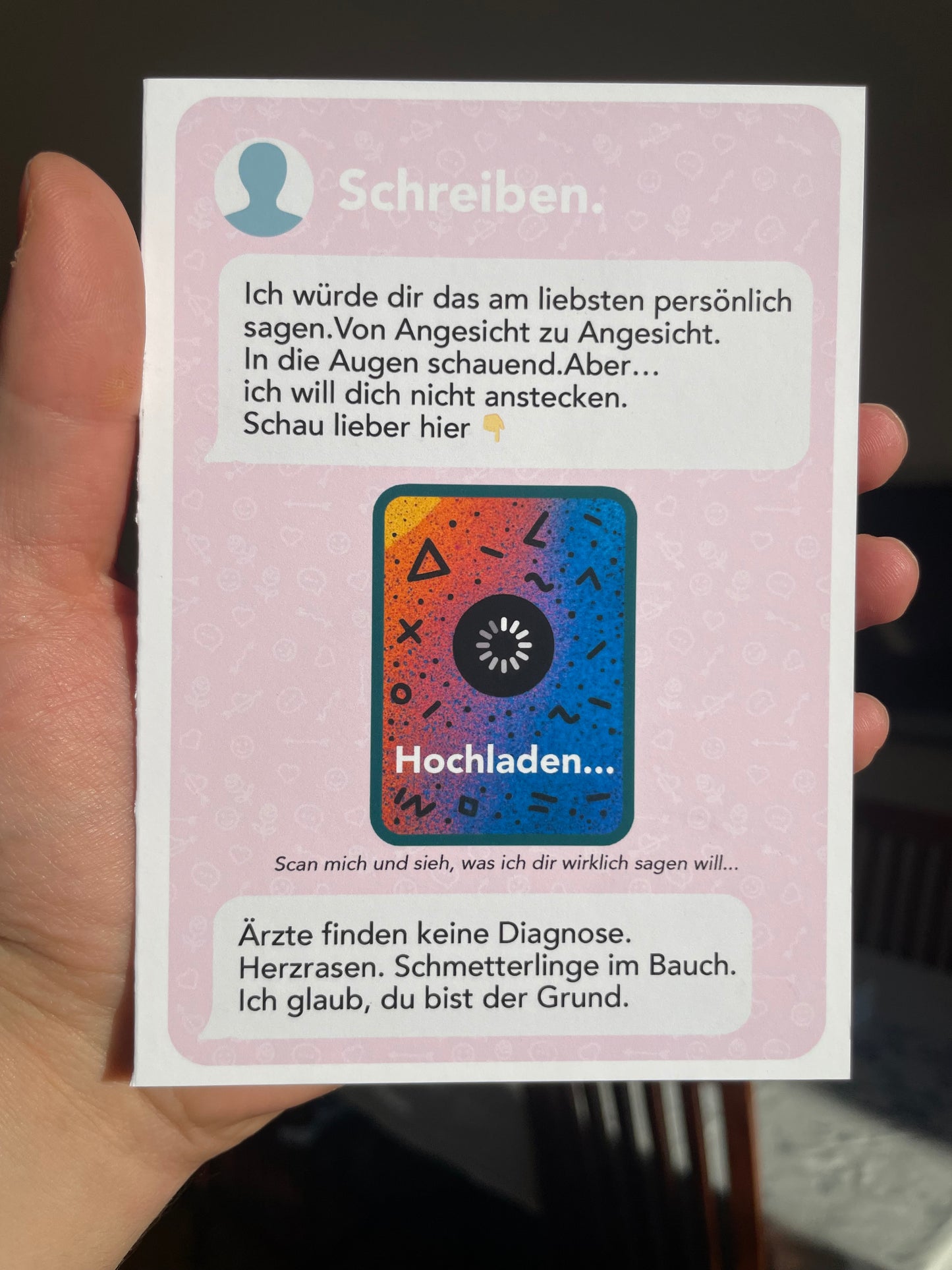 Romantische AR-Karte zum Hochladen deines Videos | Scan. Schau. Wow.